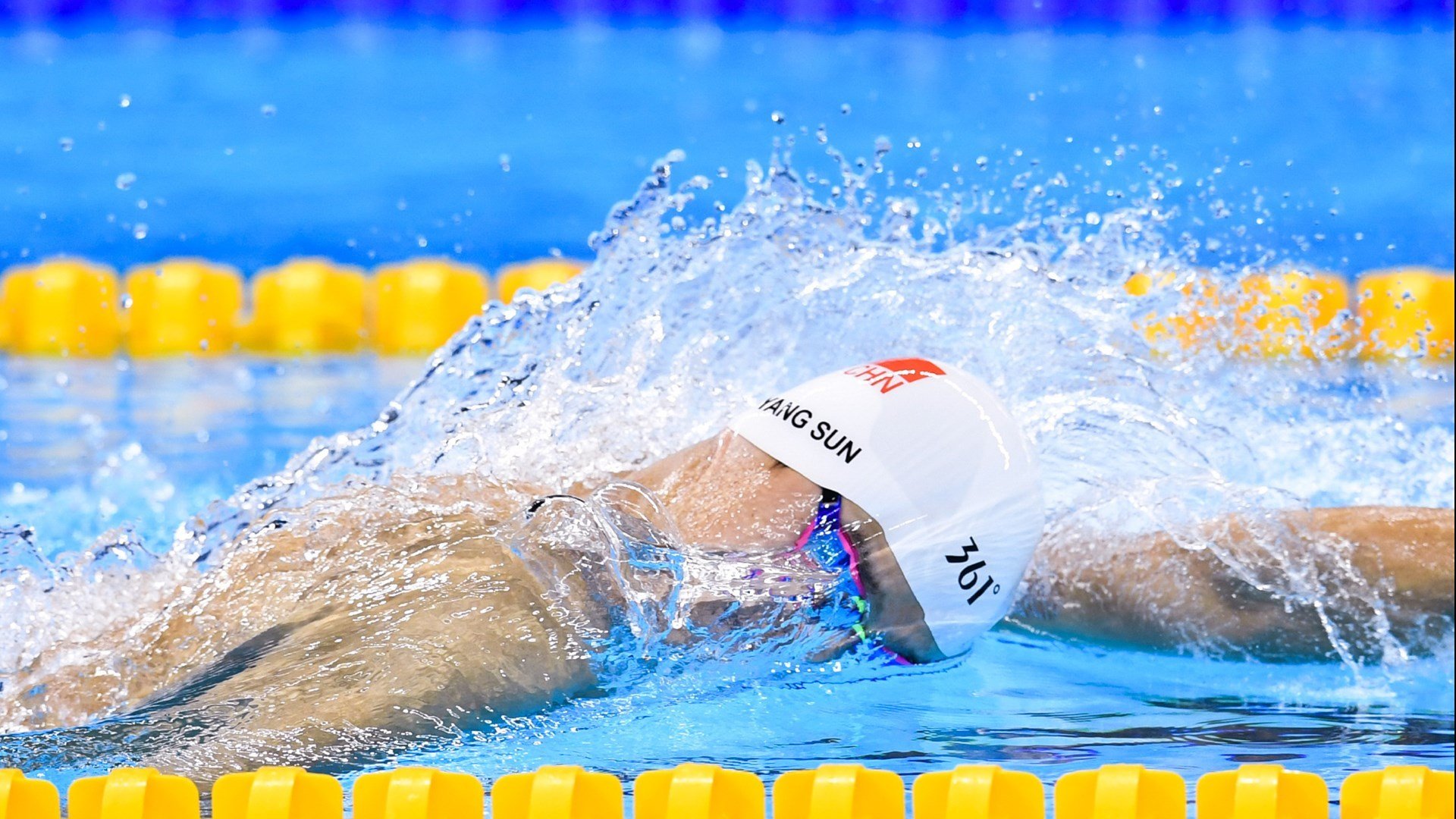 国家体育总局统计中心通报全国运动消费行为数据，中国体育消费水平