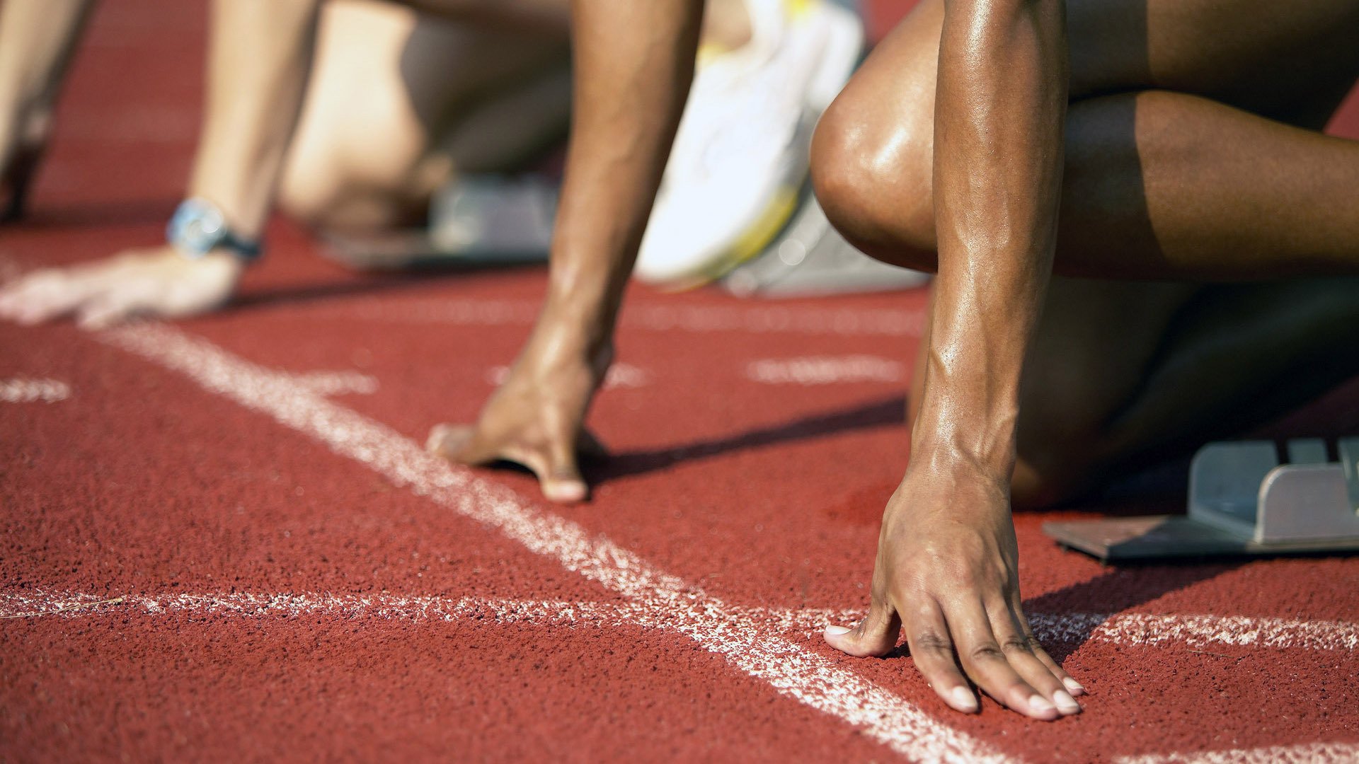 基层联赛推动体育下沉城市体育基础建设加快发展,基层体育竞赛的比赛方法